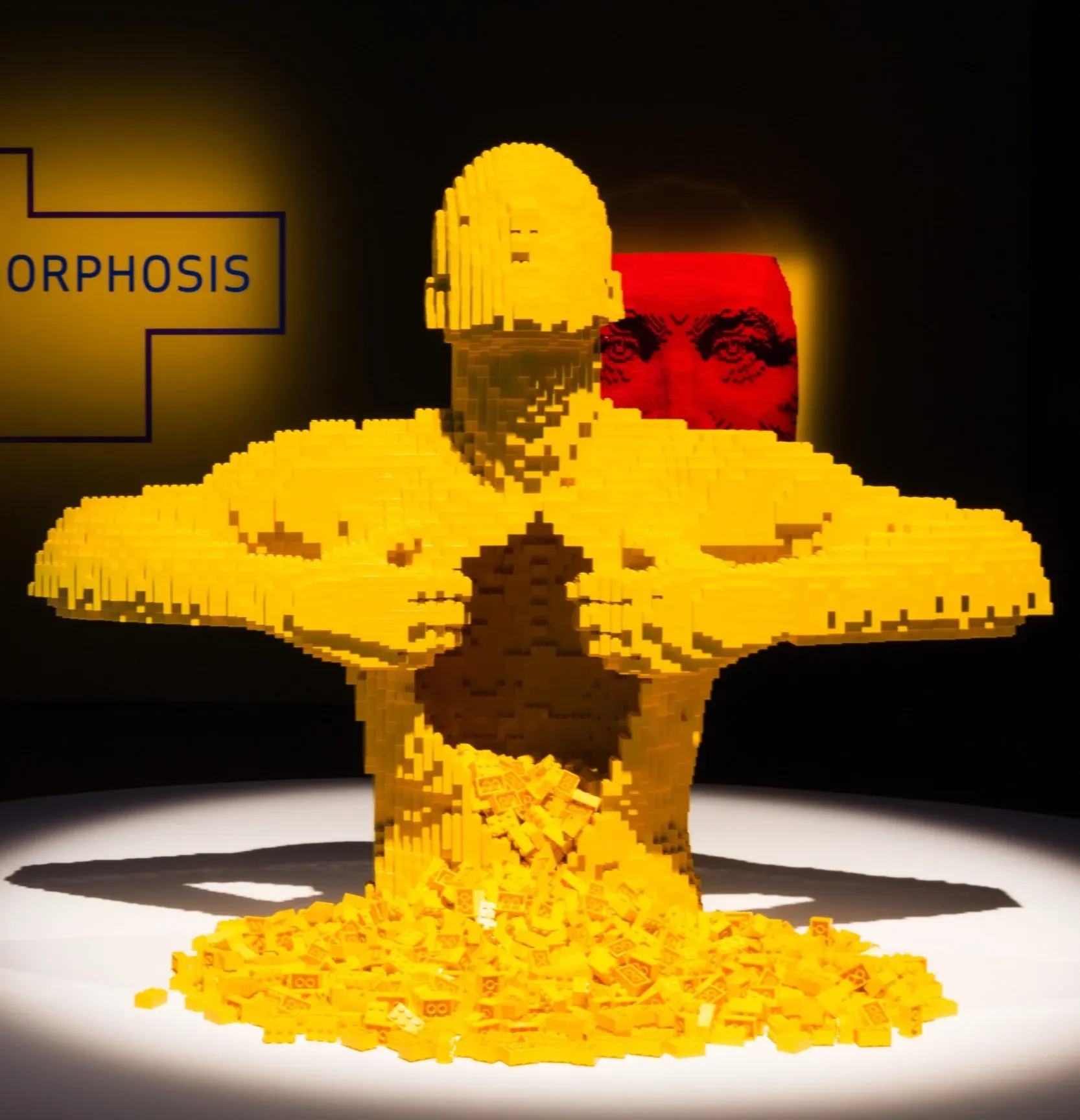 CNN's must visit exhibit - The Art of the Brick Atlanta: A LEGO® Art Exhibit