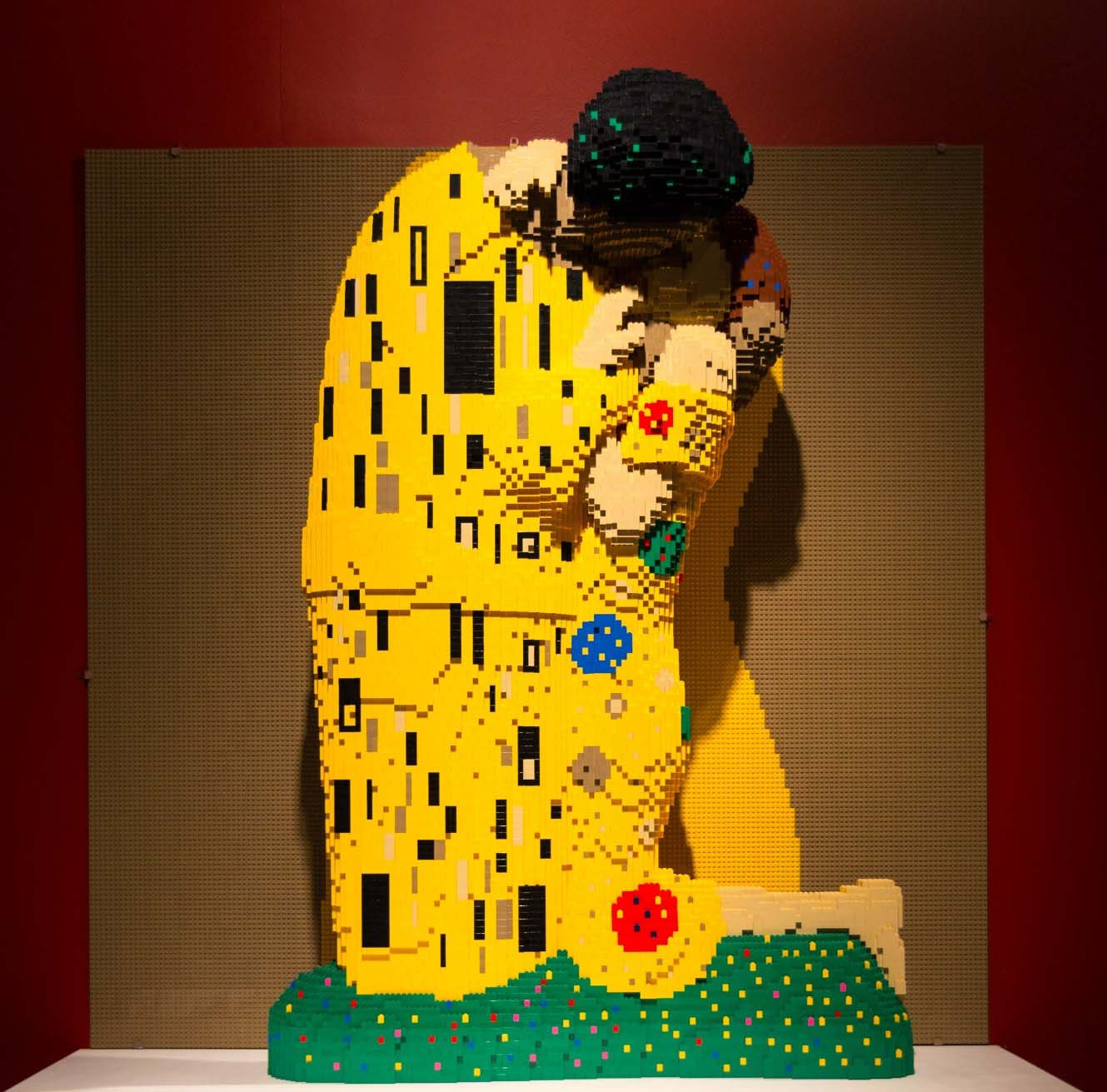 Il Bacio di Klimt ricreato con mattoncini LEGO®